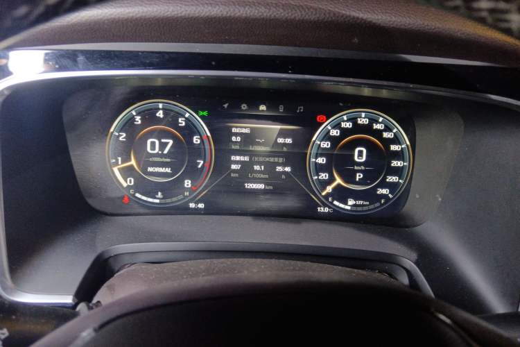 Used GAC Trumpchi M8 2021 Lingxiu Series 390T Ultimate Edition Instrument Cluster