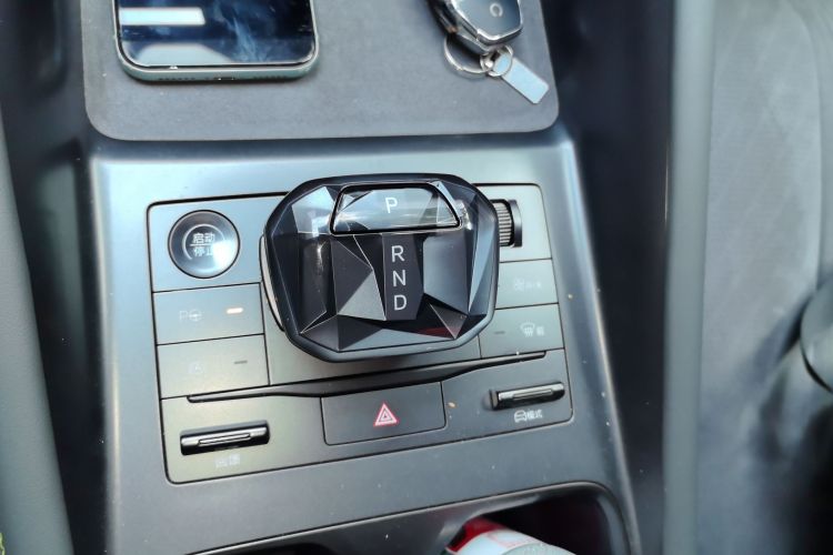 Used BYD Song L EV 2025 Intelligent Driving Version 602 km Range LiDAR-equipped All-Wheel-Drive Type
