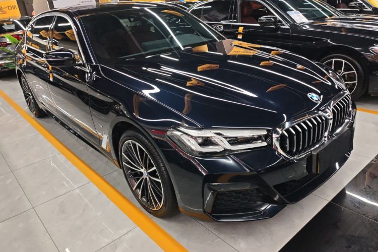 Used BMW 5 Series 2023 530Li Leading Model M Sport Package Front Right 45 Deg