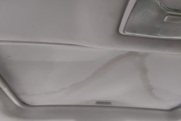 Used CHANGAN CS35 2016 1.6L Manual Luxury Model China V Standard