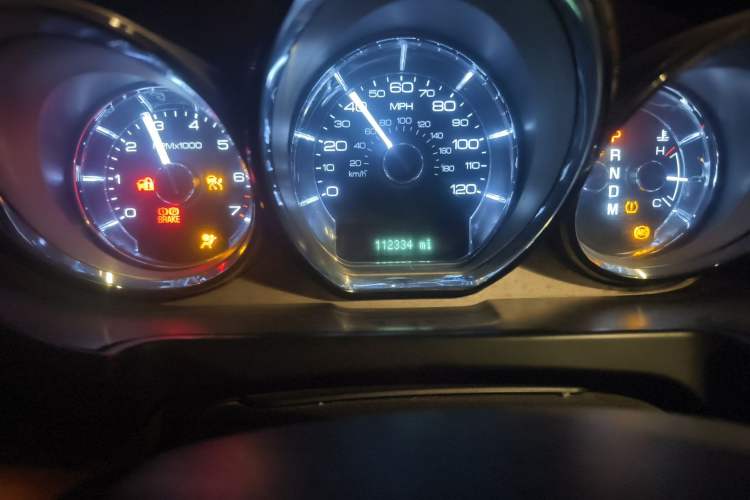 Used Lincoln MKT 2010 3.5T EcoBoost AWD Odometer Close Up