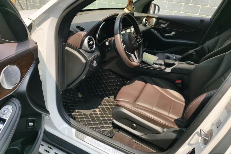 Used Mercedes-Benz GLC 2021 GLC 300 L 4MATIC Dynamic Model Driver Seat