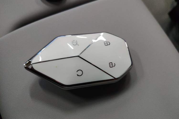 Used Formula Leopard Tai 7 2025 Model 190 km Four-Wheel Drive Ultra Edition
