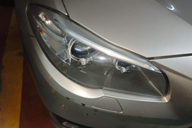 Used BMW 5 Series 2013 530Li Leading Model