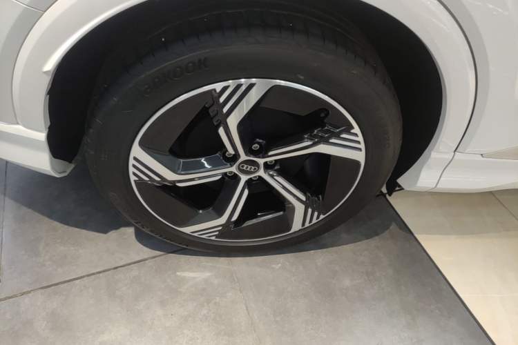 Used Audi Q4 e-tron 2024 40 e-tron Boundary Edition
