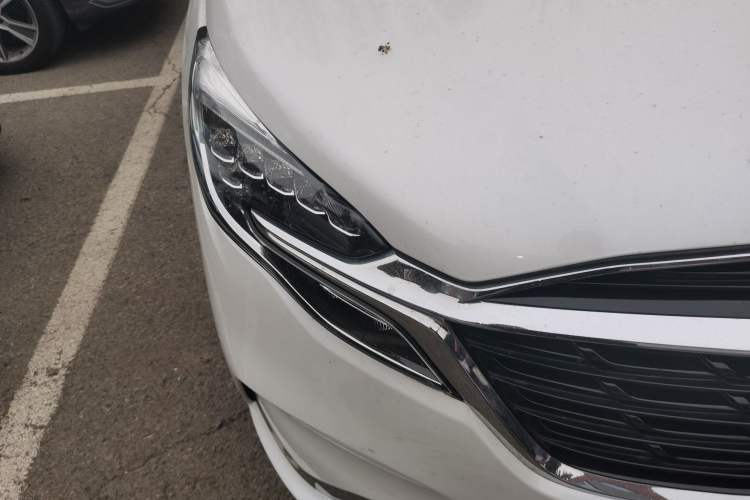 Used Buick GL8 2021 ES Landtrek 653T Comfort Edition