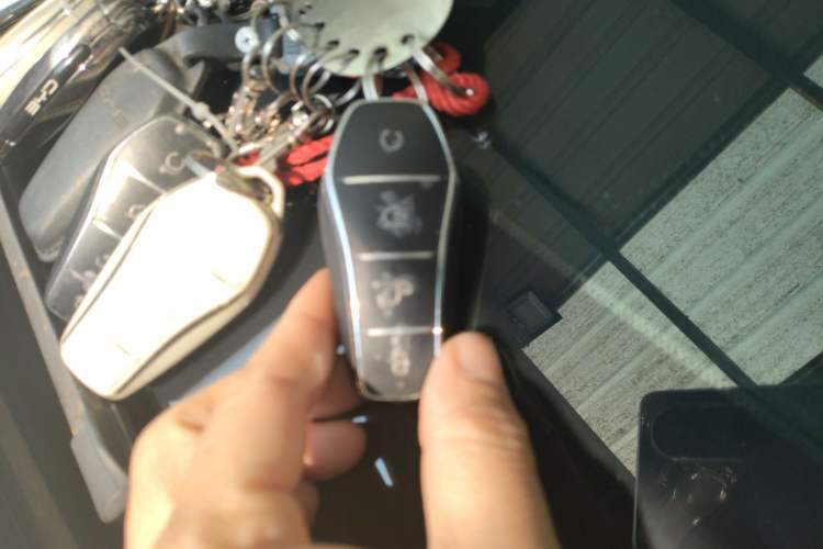 Used BYD Song PLUS New Energy 2024 HONOR Edition DM-i 110km Flagship PLUS Vehicle Key