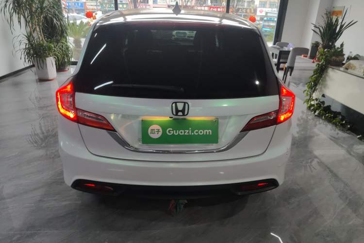 Used Honda Jade 2016 1.8L Automatic Comfort Elite Version 5 Seats
