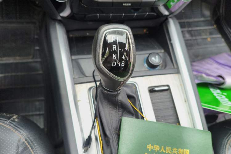 Used Geely Auto Vision X6 2016 1.3T CVT Luxury Model Gear Lever
