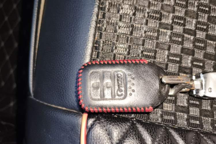 Used Honda CR-V 2019 Rui Hybrid 2.0L 2WD Pure Speed Version China V Emission Standard Vehicle Key