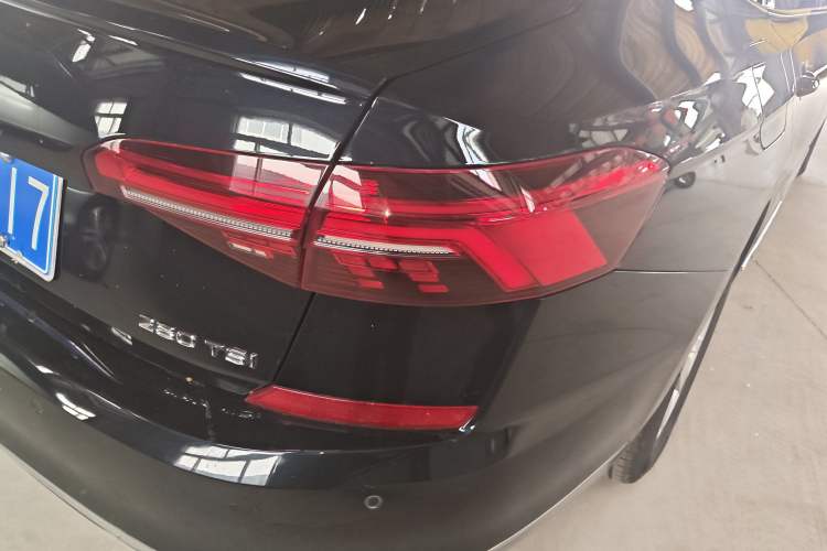 Used Volkswagen Passat 2019 280TSI Business Edition China VI Right Rear Taillight