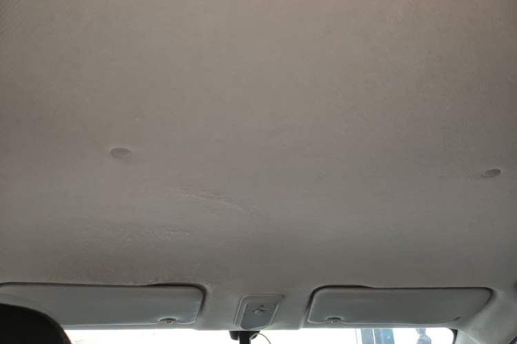 Used Wuling Bingo 2023 203km Light Edition Headliner