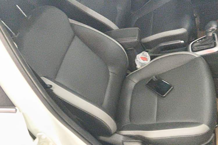 Used Kia kx1 Stonic 2021 1.4L CVT Fun Edition
