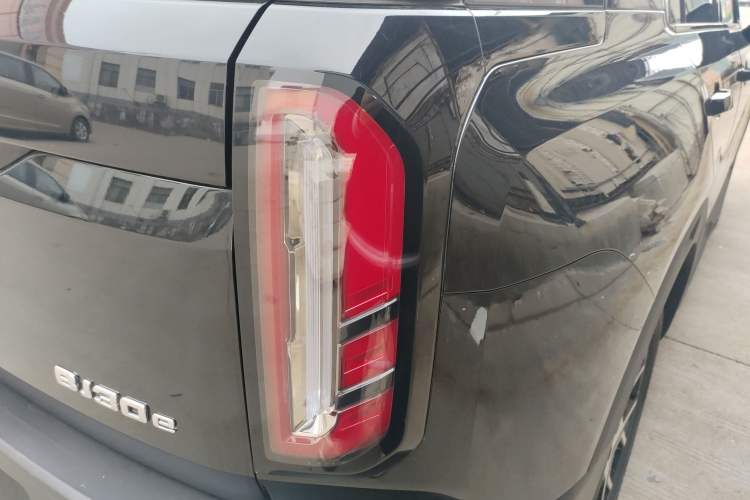 Used BAIC Off-Road BJ30 2026 Model Traveler 1.5T Hybrid Standard Version Exterior 1