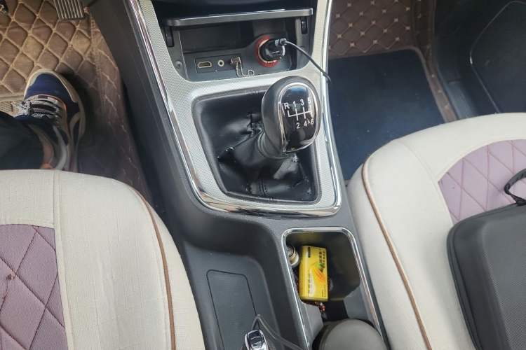 Used Baojun 560 2016 1.8L Manual Luxury Edition