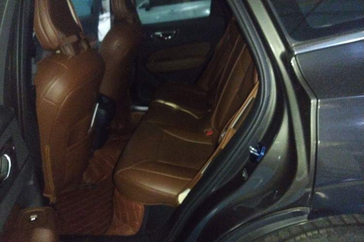 Used Volvo XC60 2019 T5 4x4 Smart Edition China V Standard
