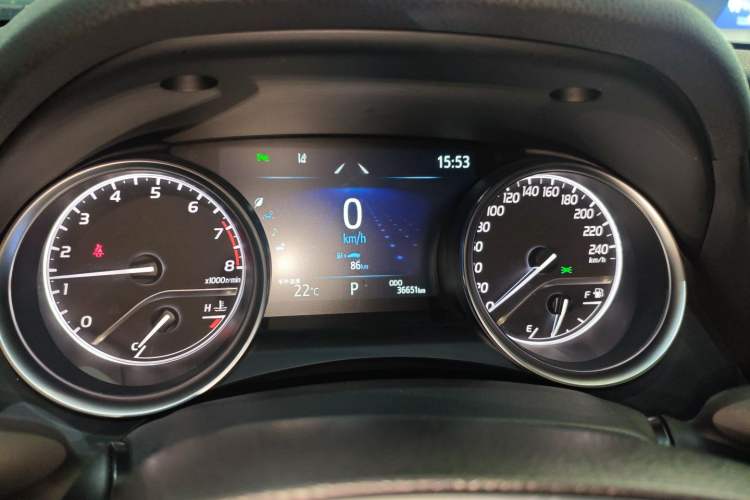 Used Toyota Camry 2021 2.0G Luxury Edition
