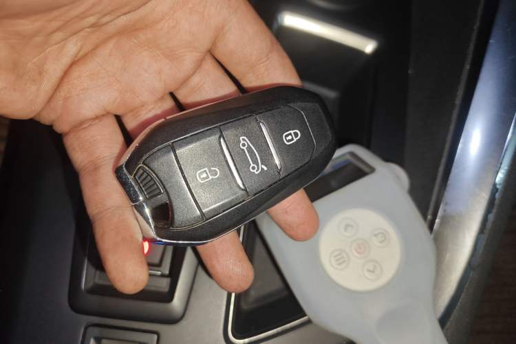 Used Peugeot 5008 2017 380THP 7-Seater Luxury GT Edition