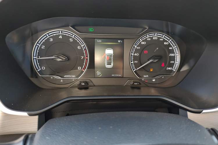 Used Geely Auto Vision X6 2020 1.4T CVT Luxury Edition
