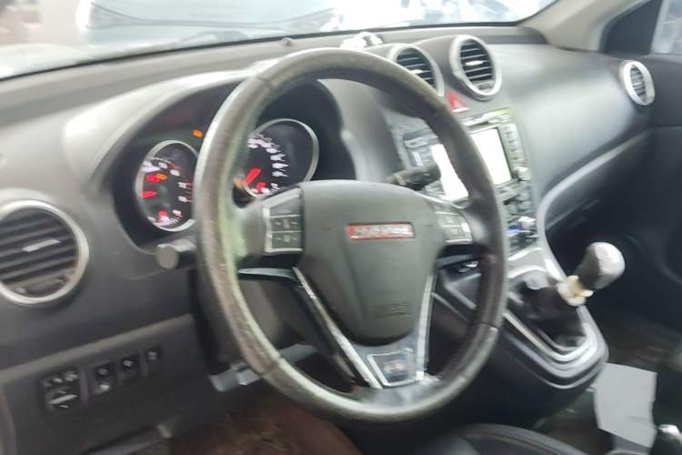 Used Haval H6 2013 Upgraded Model 1.5T Manual Two-Wheel Drive Elite Version