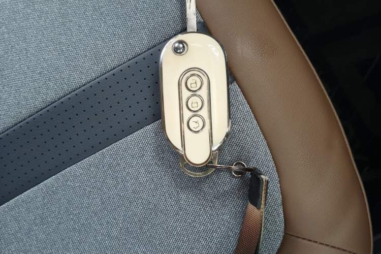 Used Wuling Hongguang MINIEV 2022 GAMEBOY 300km Play Edition Lithium Iron Phosphate
