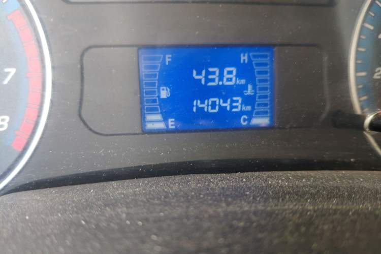 Used CHANGAN KAICHENG Shenqi F30 2018 1.5L Comfort Trim Short Wheelbase DAM15L Odometer Close Up