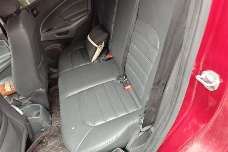 Used Ford EcoSport 2013 1.5L Manual Comfort Model
