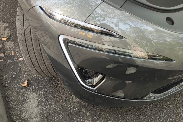 Used Avatr 12 2024 Updated Version 700 Three-Laser Rear-Wheel Drive Luxury Edition Right Front Headlight