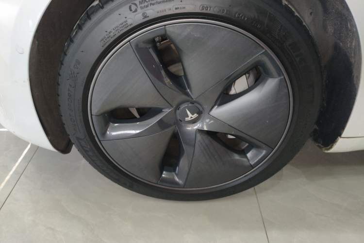 Used Tesla Model 3 2019 Standard Range Rear-Wheel Drive Upgraded Version (60 kWh)