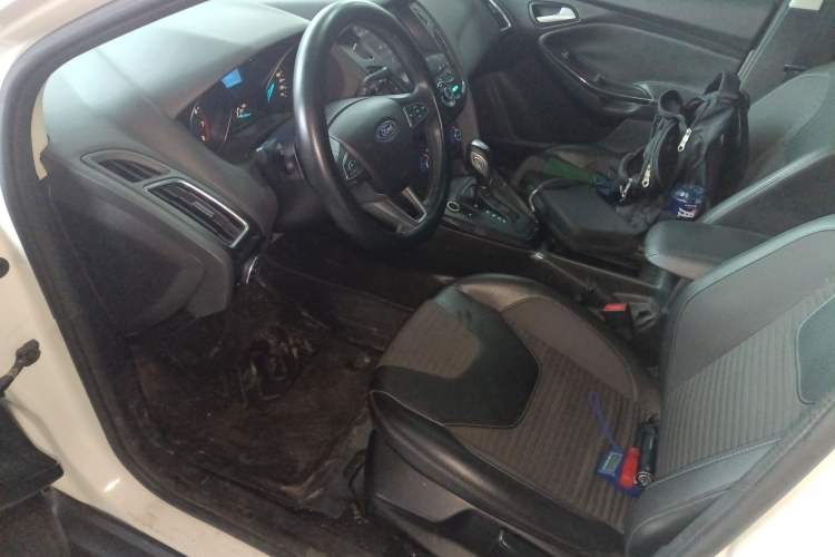 Used Ford Focus 2017 Sedan EcoBoost 125 Automatic Supreme Style SmartDrive Edition
