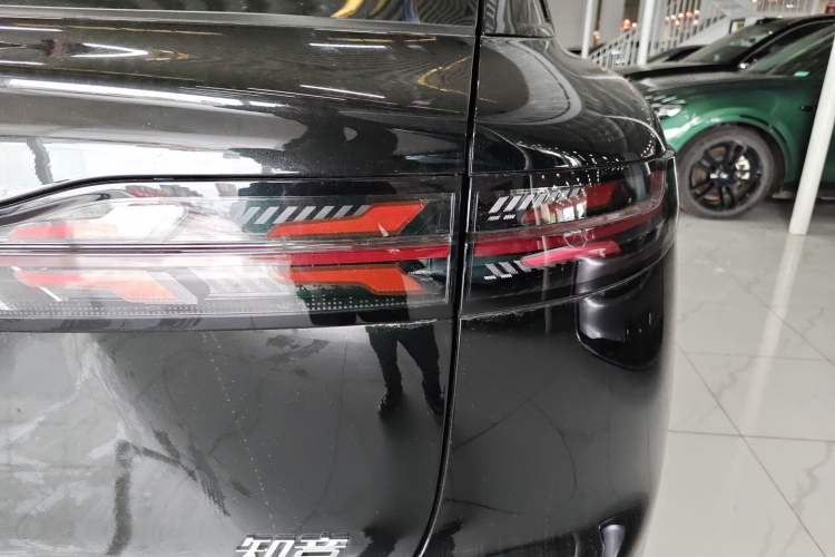 Used VOYAH COURAGE 2024 Four-Wheel Drive Global Edition