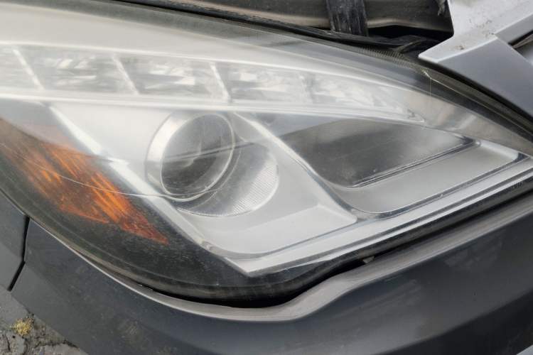 Used BAIC Weiwang M20 2014 1.5L Comfort Version BJ415B Right Front Headlight