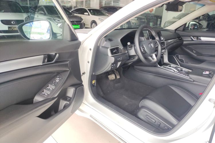 Used Honda Accord 2018 Rui Hybrid 2.0L Rui Ling Edition China VI
