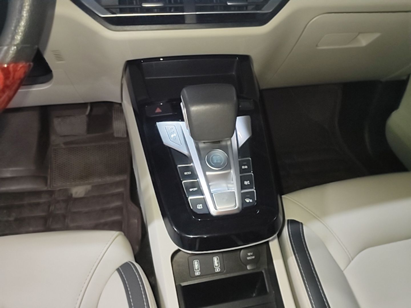 BYD Yuan Pro 2021 401 km Luxury Version — снимка 16