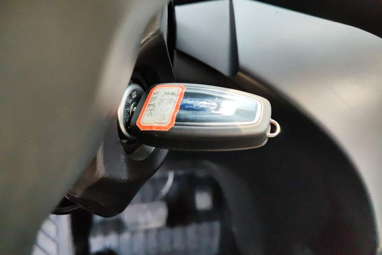 Used Ford Kuga 2019 EcoBoost 180 Two-Wheel-Drive Platinum Edition China VI Standard
