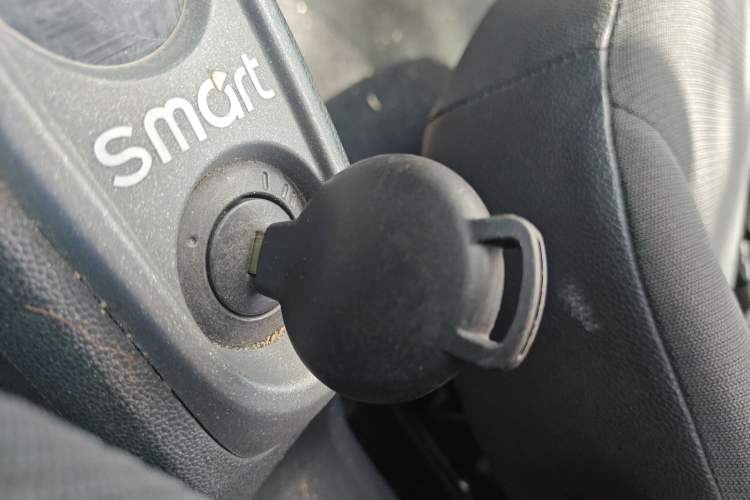 Used smart fortwo 2012 1.0 MHD Hardtop Comfort Edition Vehicle Key