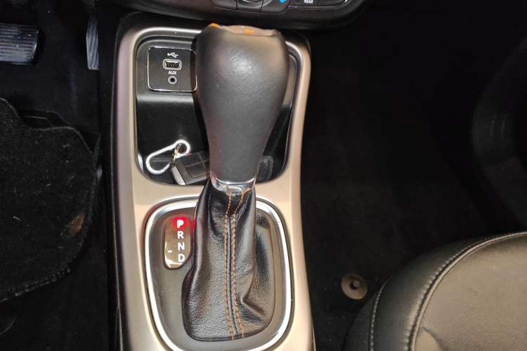 Used Jeep Compass 2017 200T Automatic Family Edition
