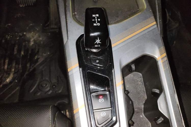 Used Geely Auto Emgrand L HiP 2022 1.5TD-DHT Pro 100KM Super Clean
