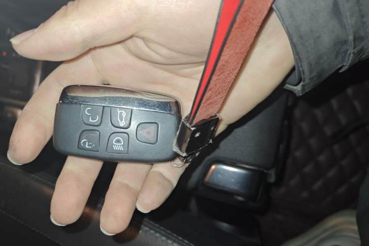 Used Land Rover Discovery 2013 5.0 V8 HSE