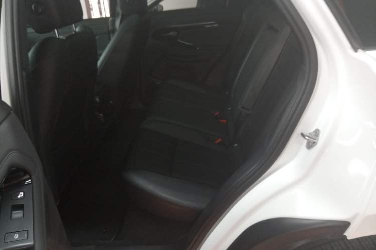 Used Land Rover Range Evoque 2020 249 PS R-DYNAMIC SE Sport Technology Edition Left Rear Seat