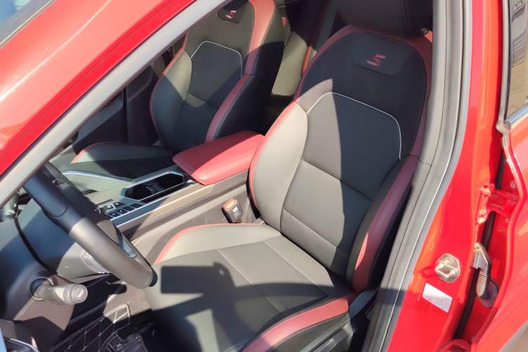 Used Geely Auto Coolray 2020 PRO 260T DCT Knight Left Front Seat