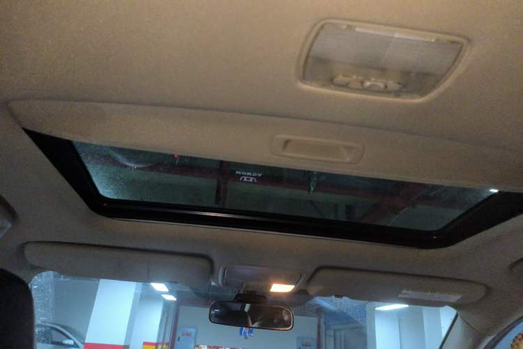 Used Honda CR-V 2015 2.0L two-wheel drive Fashion Edition
