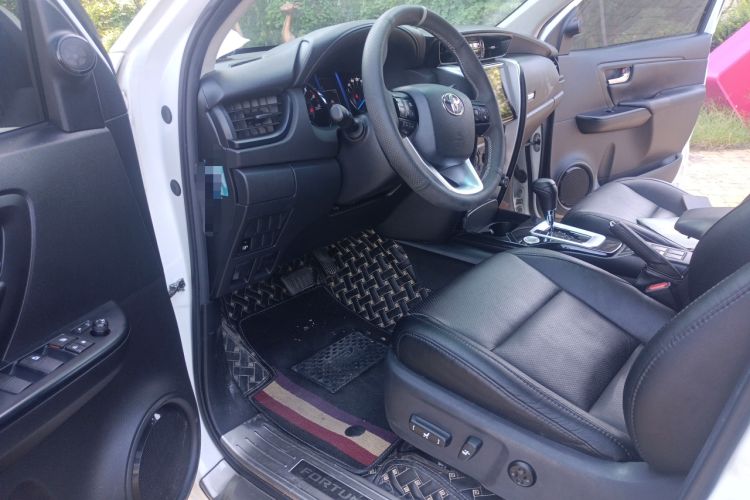 Used Toyota Fortuner 2016 2.7L Middle East Version