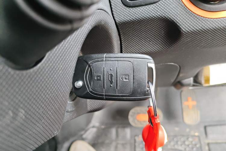 Used Wuling Hongguang MINIEV 2022 Easy Version Lithium Iron Phosphate Vehicle Key