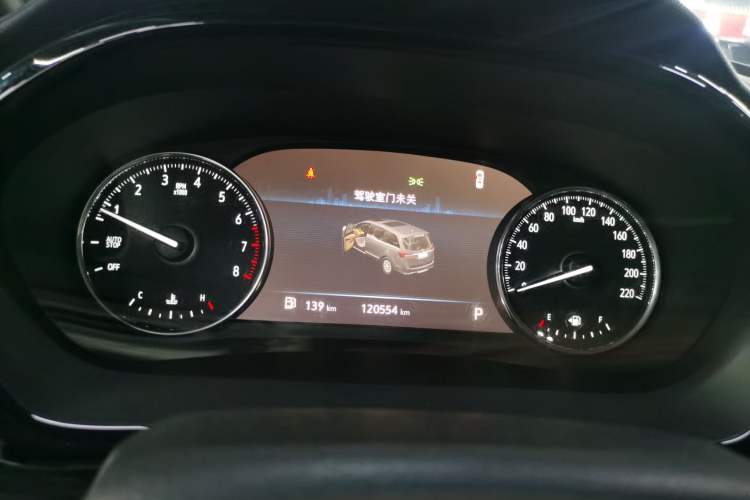 Used Buick GL8 2021 Land Cruiser Executive Class 652T Luxury Model
