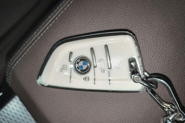 Used BMW 3 Series 2025 330Li M Sport Shadowline Package
