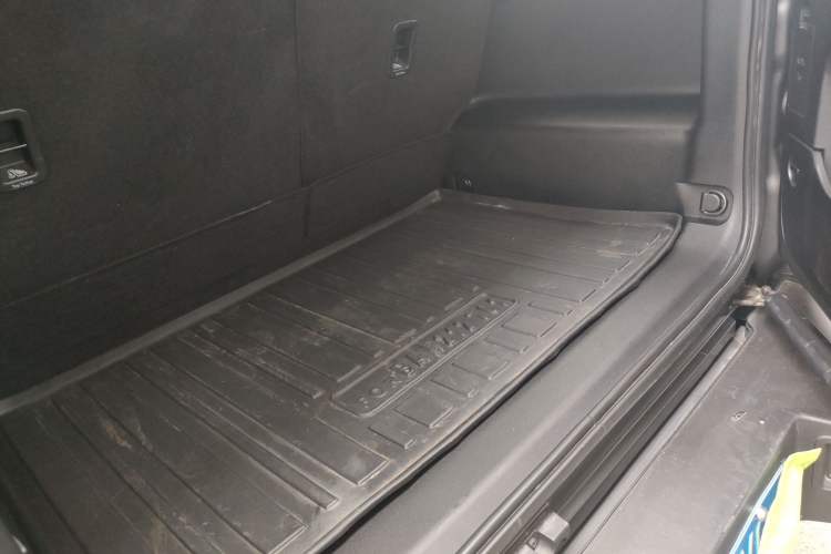 Used 212 T01 2024 2.0T Mechanic
