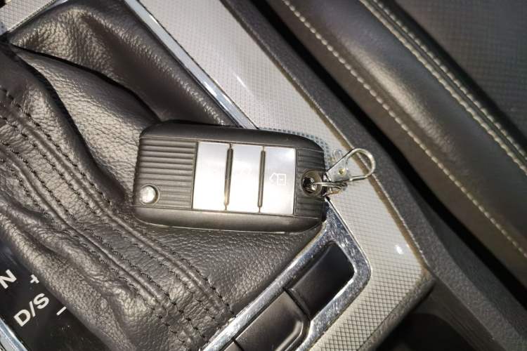 Used Roewe RX5 2018 20T Two-Wheel Drive Automatic Flagship Edition
