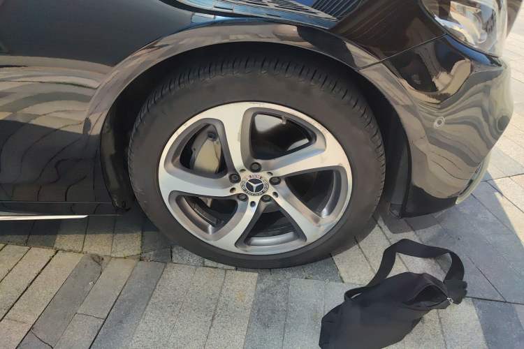 Used Mercedes-Benz E-Class 2019 Restyled E 300 L Sporty and Stylish Edition