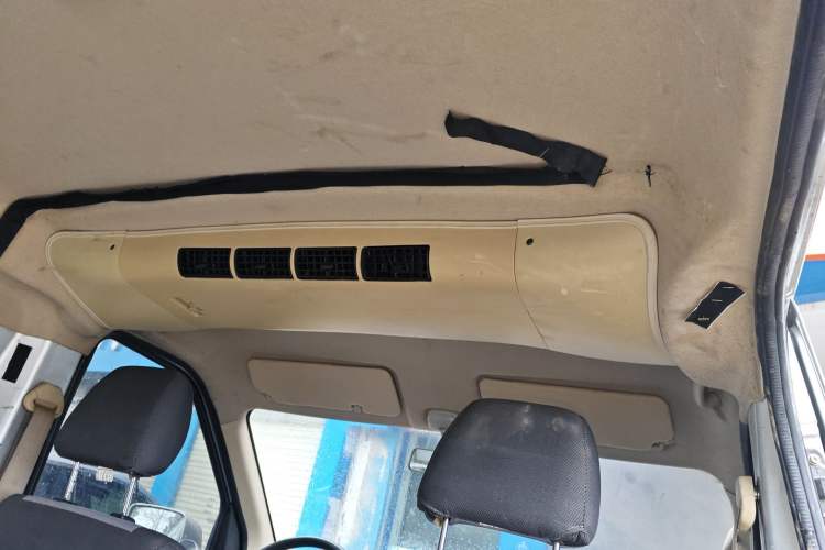 Used CHANGAN KAICHENG Ruixing M90 2021 2.0L Standard Version Flat-Top Liftgate 6-Seater LJ481Q6
